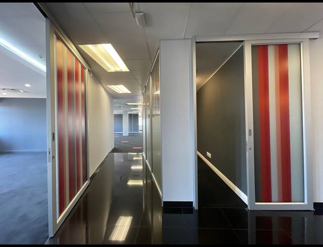 421M² OFFICE TO LET IN SANDTON CENTRAL